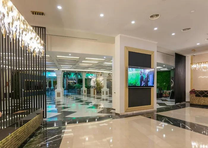 Grand Termal & 얄로바