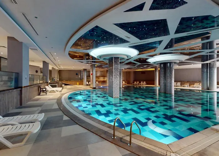 호텔 Grand Termal & 얄로바