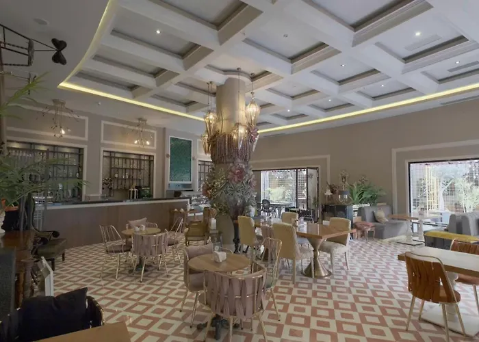 Grand Termal & 호텔 얄로바